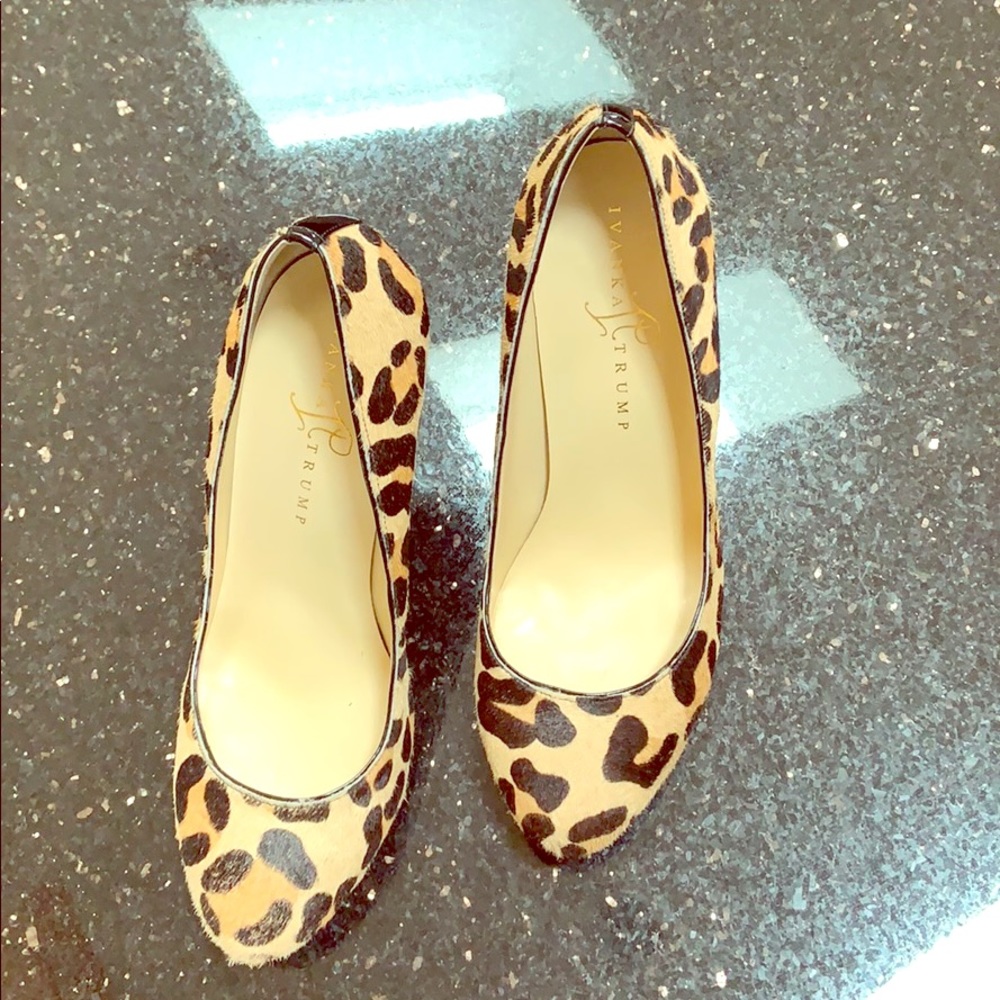Ivanka Trump calfskin leopard print pumps